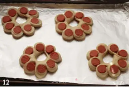 Make Hot dog bouquet step 11