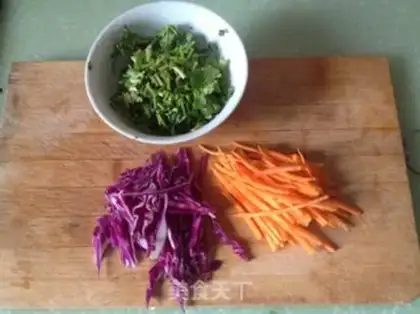 Make Frozen needle mushrooms step 1