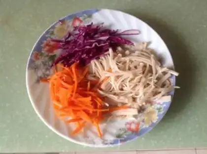 Make Frozen needle mushrooms step 3