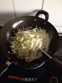 Make Eggs and chicken step 4