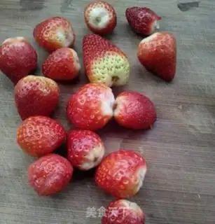 Make Strawberry step 1