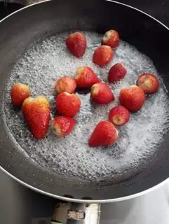 Make Strawberry step 3