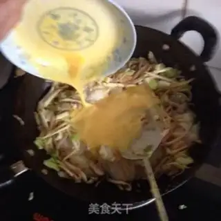 Make Eggs and chicken step 10