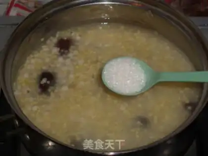 Make Red-tree rice porridge step 5