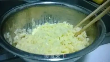 Make Gold egg fried rice step 1