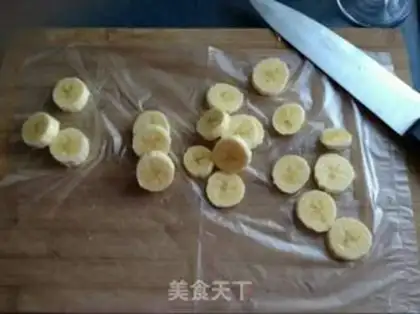 Make Banana dessert step 1