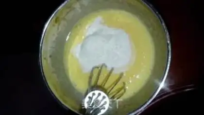 Make Milk and egg yolk step 3