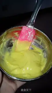 Make Milk and egg yolk step 6