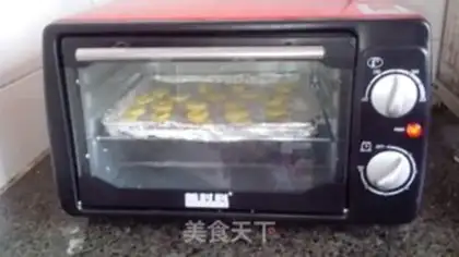 Make Milk and egg yolk step 9