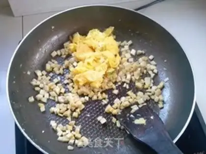 Make Apricot eggs step 5