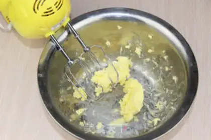 Make A jam sandwich cake step 0
