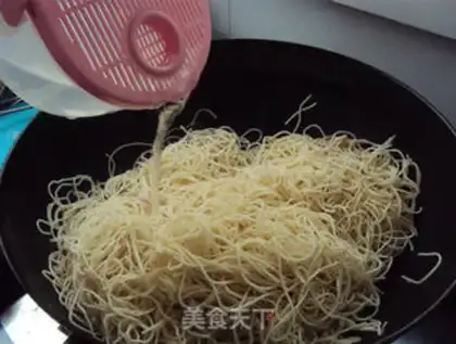 Make Soy sauce noodles step 7