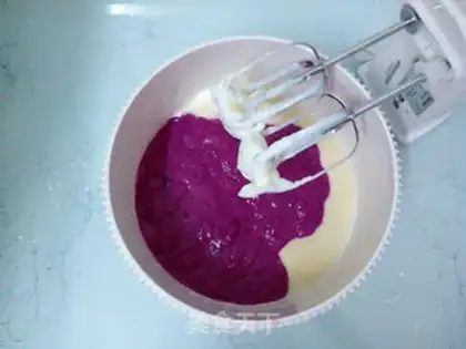 Make Lemon flamingo ice cream step 17