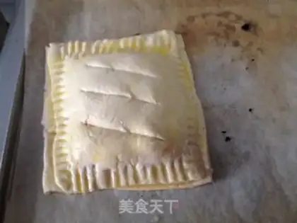 Make A jam sandwich cake step 4