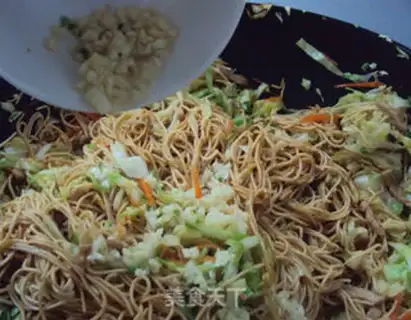 Make Soy sauce noodles step 10