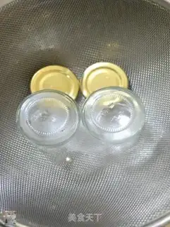 Make Oiled mini tomato dry step 3