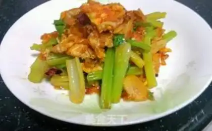 Make Celery fried eggs step 6