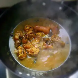 Make Hot pig hoof step 3