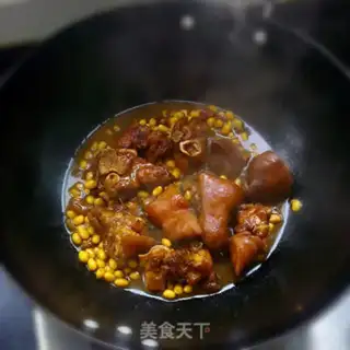 Make Hot pig hoof step 5