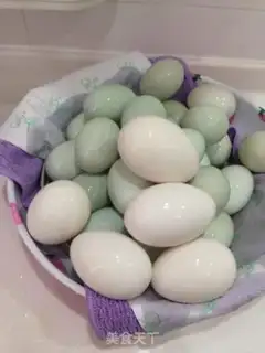 Make Pickled eggs step 1