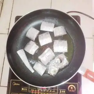 Make Red-fried fish step 1