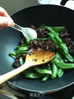 Make Chicken and Dutch beans step 5
