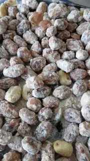 Make Hanging frost peanuts step 4