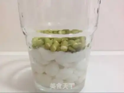Make Green bean sprouts step 1