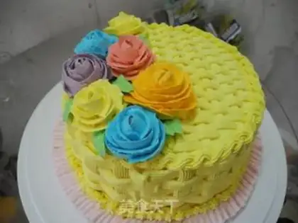 Make Five colored basket cakes step 18