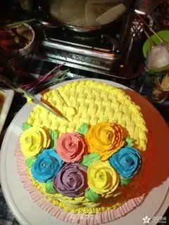 Make Five colored basket cakes step 20