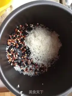 Make Red bean bean rice congee step 0