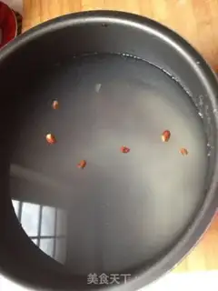 Make Red bean bean rice congee step 1