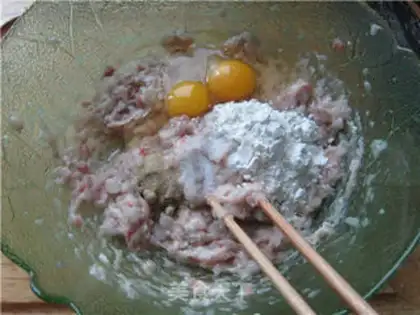 Make Pyramid beef tower step 3