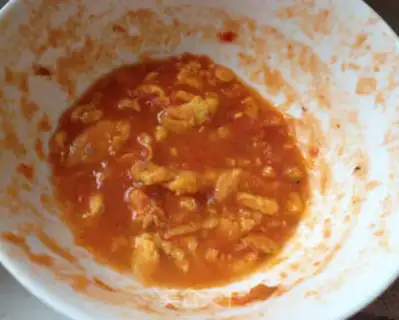 Make Tomato eggs for noodles step 1