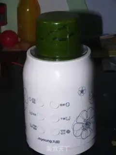 Make Colored hand noodles step 1
