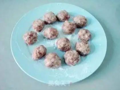 Make Porkball soup step 2