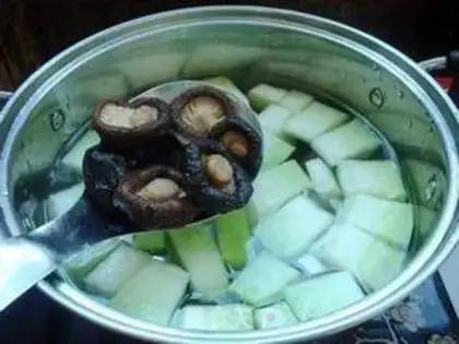 Make Porkball soup step 5