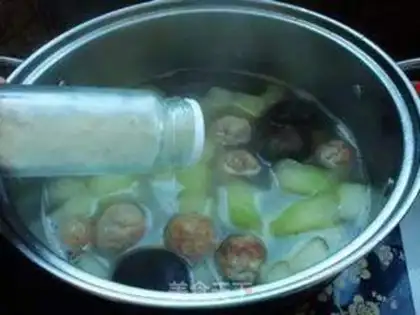 Make Porkball soup step 7