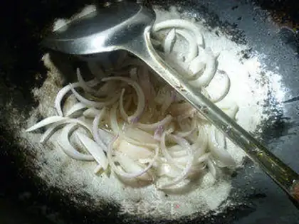 Make ♪ Onion fried urn noodles ♪ step 2