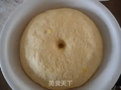 Make Yellow rose buns step 2