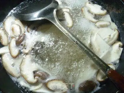 Make Two mushrooms, spinal step 6