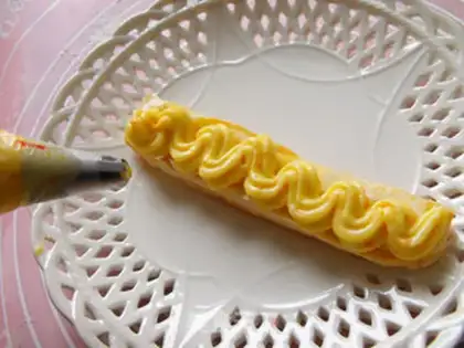Make Strawberry carcass step 5