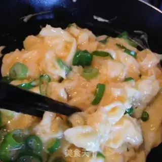 Make Egg fried rice step 1