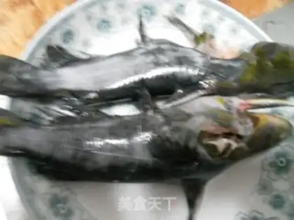 Make Cracking the yellowfish step 1