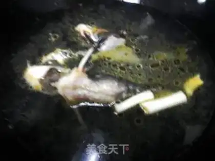 Make Cracking the yellowfish step 3