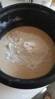 Make Strawberry cake step 4