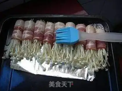 Make Bacon pins and mushrooms step 3