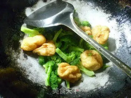 Make The pasta, the broccoli step 7