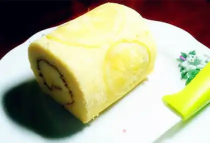 Make Lemon roll step 7