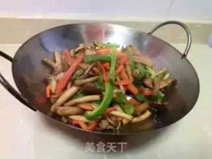 Make A dry pot of tea and mushrooms step 2